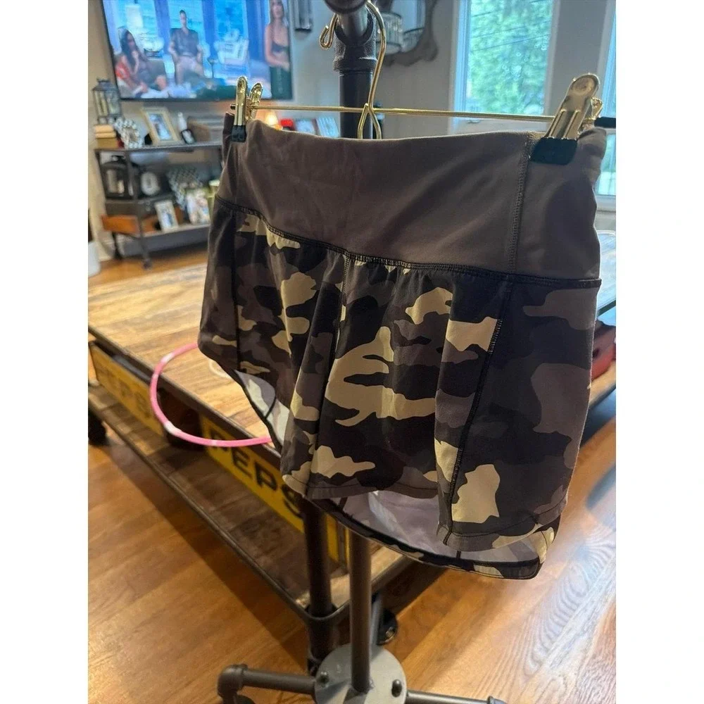 Lululemon Pace Rival Skirt in the camouflage print pattern 4